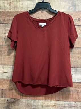Alex & Jordan Women’s Burgundy V-Neck Relaxed Fit Top Size Large W032